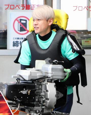 外枠からＶ強奪に挑む平本真之