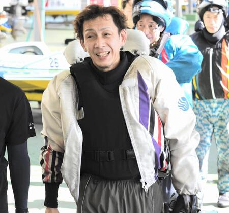 イン逃げで白星を獲得した川原正明