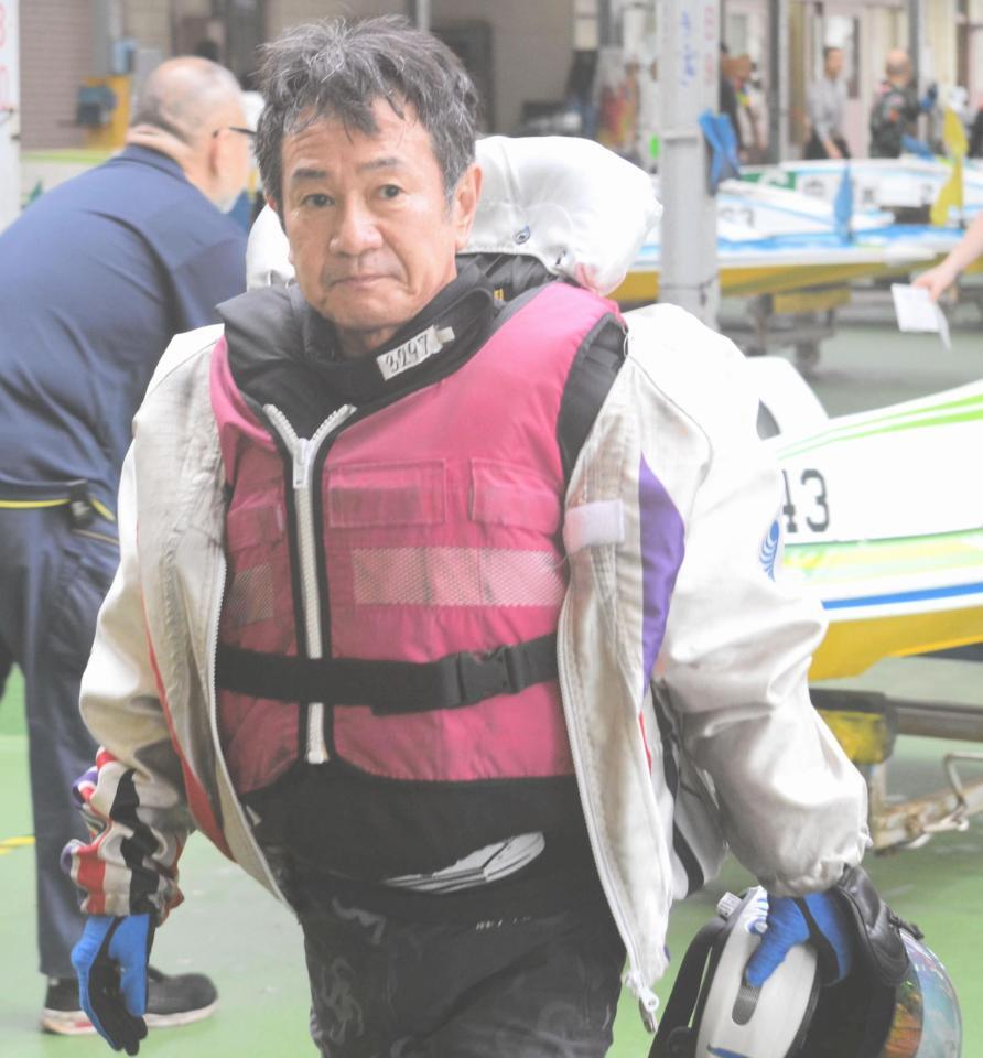 逃げて白星発進を決めた藤丸光一