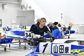 「エンジンはいい部類だと思う」と３４号機を高評価する山田康二