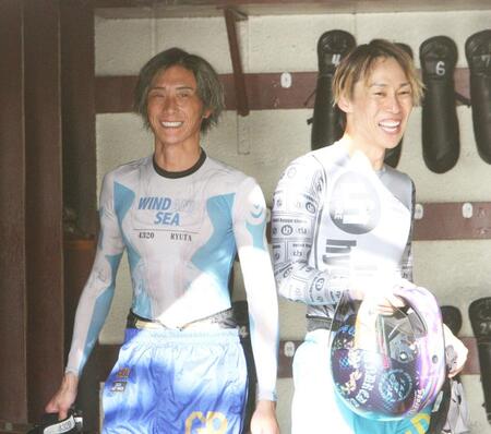 準優１０Ｒ、６着に終わり優出を逃した峰竜太（左、右は１着の山田康二）