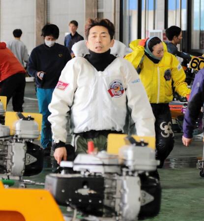 今節初１着にホッとした表情の徳増秀樹