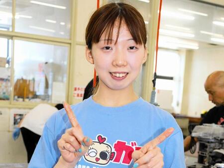 連勝ポーズで喜びを表現する石原凪紗