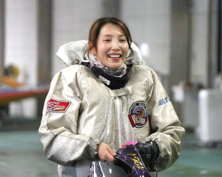準優１１Ｒをインから制した土屋南