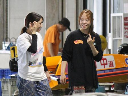 ５日目まで５回舟券に絡んでいる羽田妃希（右）