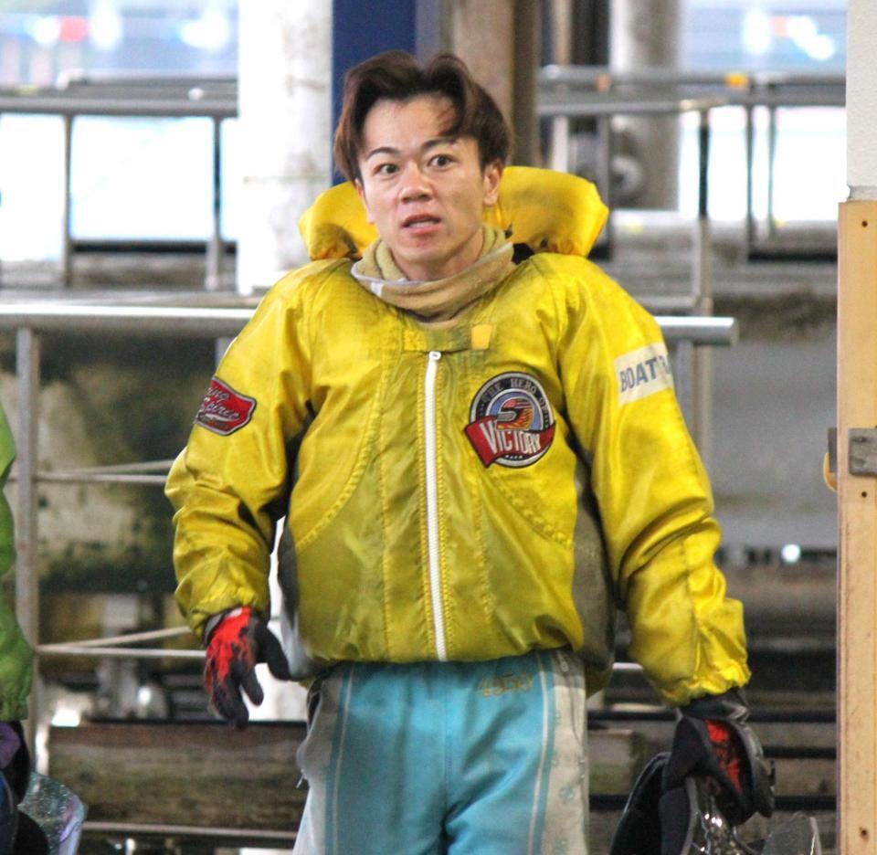 準優１０Ｒで鮮やかなまくり差しを決めた高岡竜也
