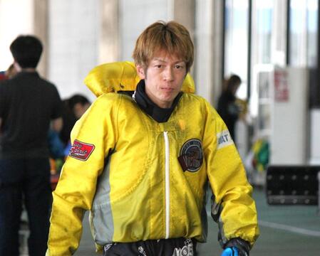松村敏に予選トップの座を譲る形となった小坂尚哉