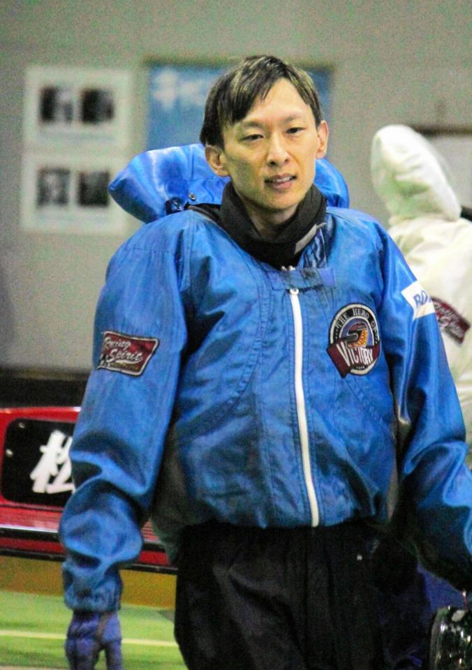 初日を連勝発進とした本多宏和