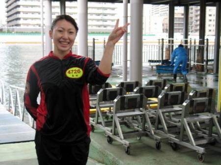 平和島ボート１Ｒで１着となった島田なぎさ