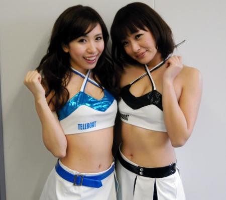 　オール女子戦ＰＲのために三国を訪れたテレガールの牧橋美輝さん（左）と田代綾夏さん