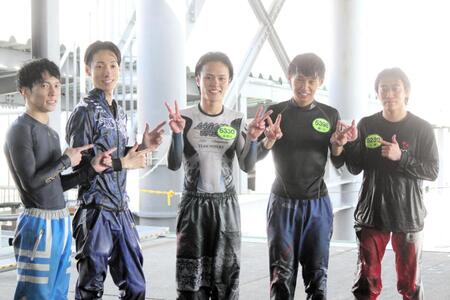 Ｇ２初勝利を飾った安河内鈴之介（中央）