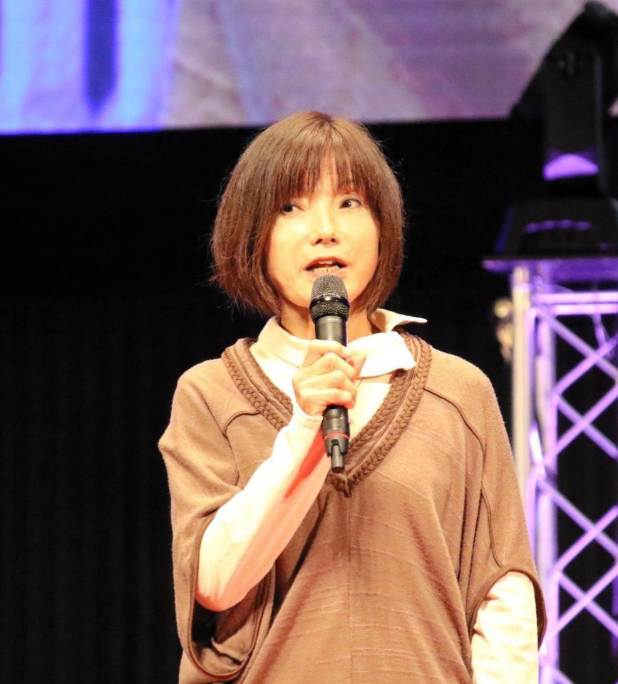 絶妙なトークで会場を盛り上げた日高逸子さん