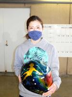 　お気に入りのヘルメットにご満悦の西舘果里