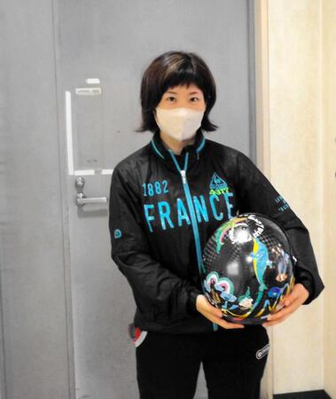 　自作のヘルメットに大満足の木村紗友希