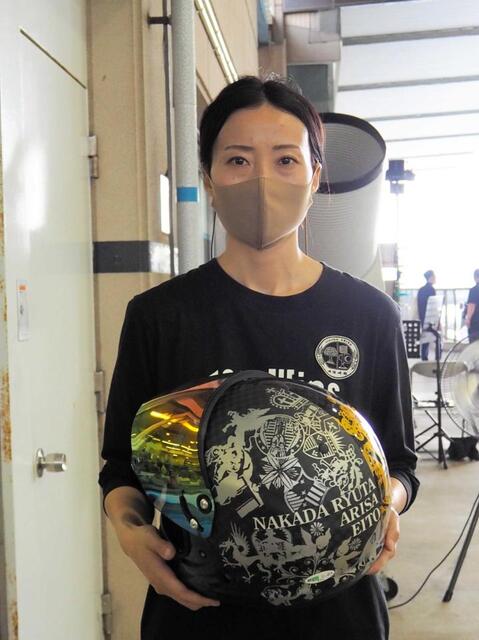 浜田亜理沙 お気に入りの神秘的デザイン/ヴィーナスレーサーの