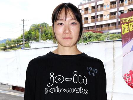 準優進出へ荒れ水面を乗りこなす白石有美