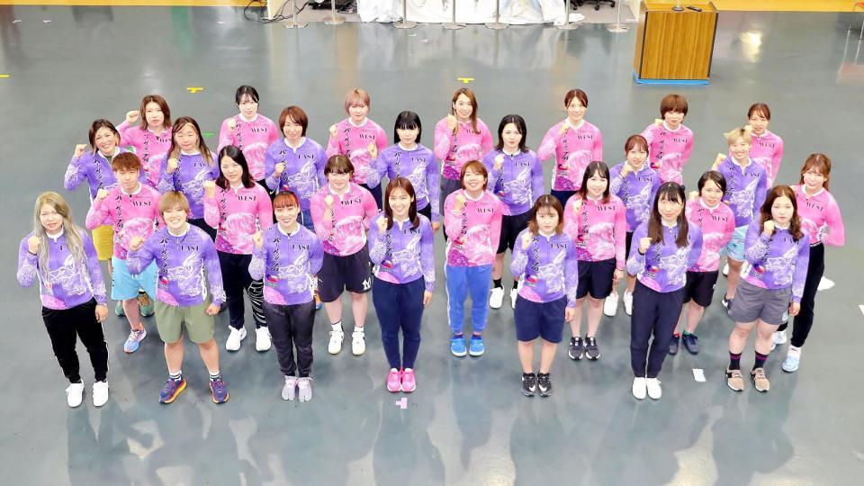 　パールカップに出場するガールズケイリンの28人