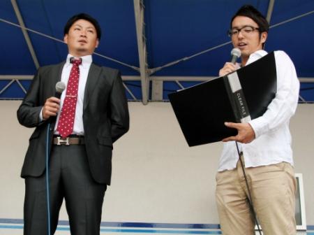 Ｇ１優勝報告会で岸和田競輪に来場した稲川翔（左）