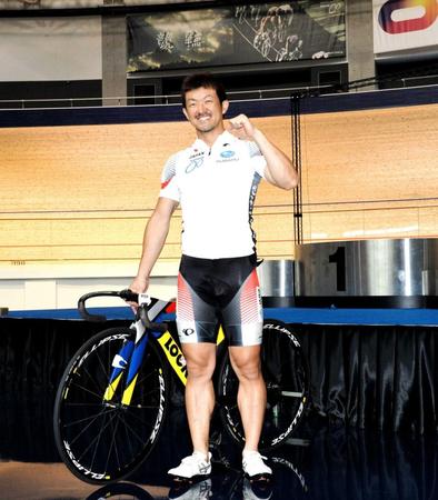 　リオ五輪出場へ向け気合が入る中川誠一郎＝静岡・伊豆ベロドローム（撮影・佐々木彰尚）