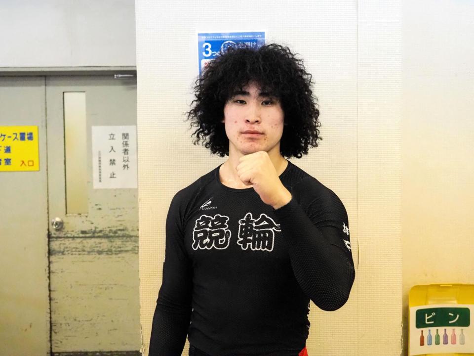 ３場所連続決勝進出へ豪快に駆ける中石湊