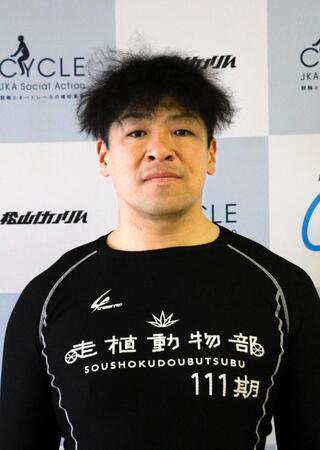 パワフルに駆ける野口裕史