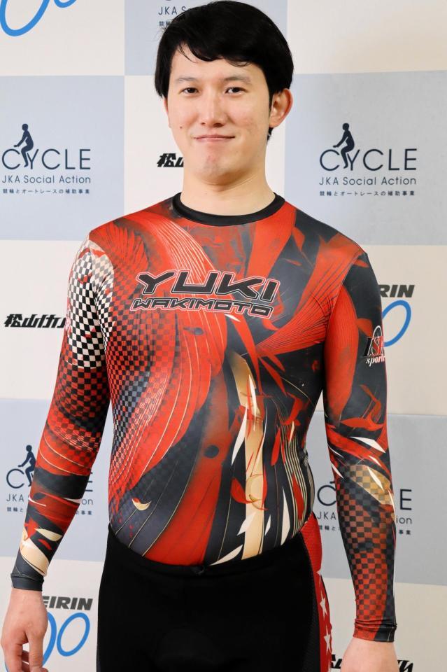 俊敏に駆ける脇本勇希