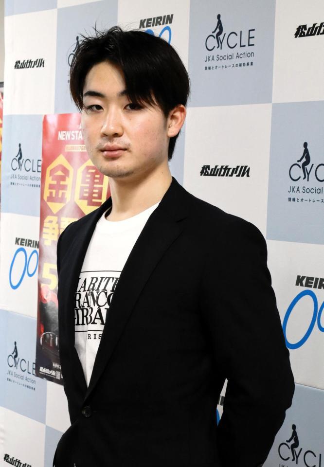 主導権を奪う山崎歩夢