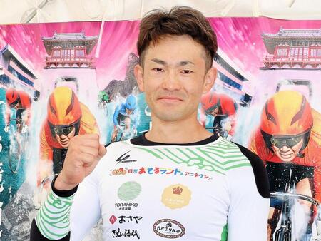 番手から抜け出しを図る長島大介