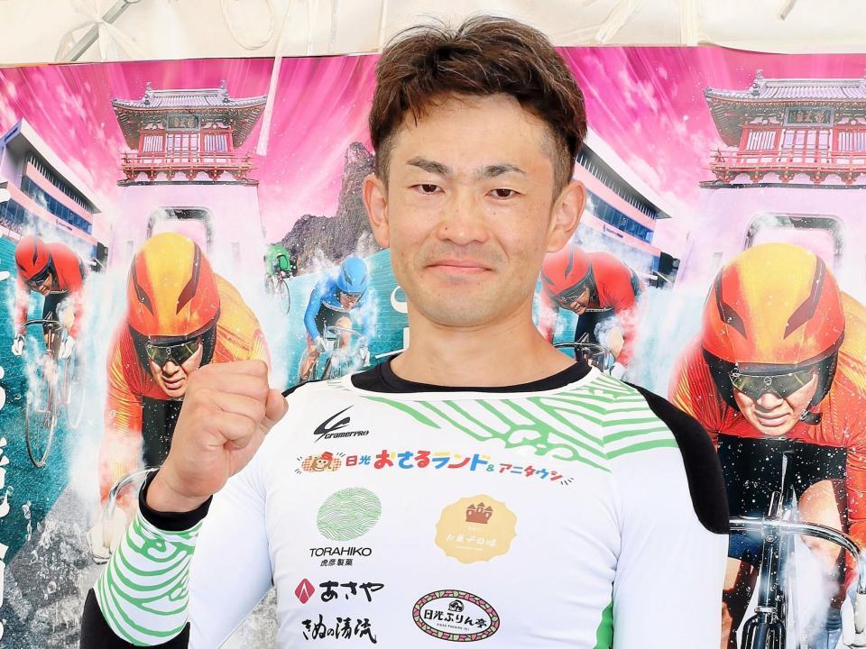 番手から抜け出しを図る長島大介