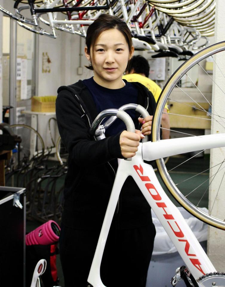 競輪 安定感抜群の鈴木奈央が２強の完全ｖを阻止する ミッドナイト競輪ニュース 競馬 レース デイリースポーツ Online