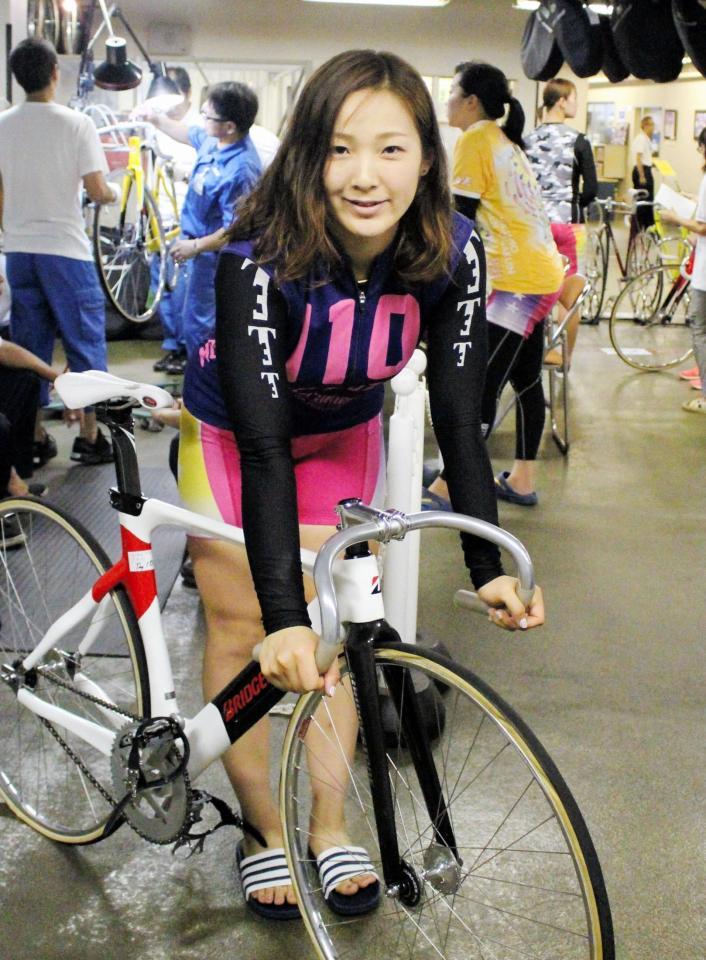 鈴木奈央がオープニングレース飾る 落ち着いてレースができた ミッドナイト競輪 競馬 レース デイリースポーツ Online