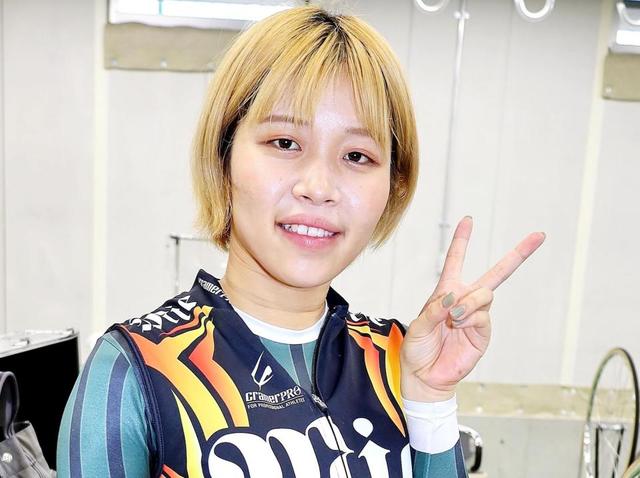 玉野競輪】初日2Rで2着に食い込んだ川嶋百香 2走目も 玉野競輪】初日2Rで2着に食い込んだ川嶋百香 2走目も