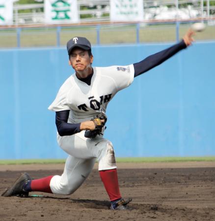 　生野工を５回無失点に抑えた大阪桐蔭・平尾（撮影・中野裕美子）