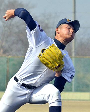 　練習試合で４安打完封の好投を見せた済美・安楽