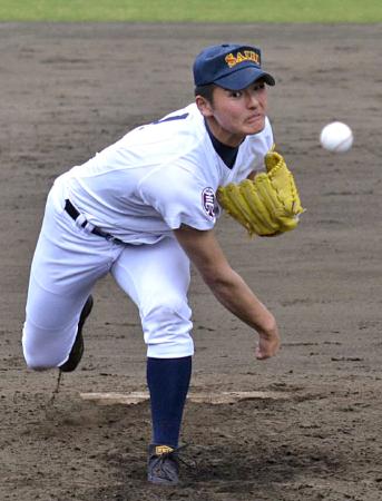 　センバツ後初登板で２回を無安打無失点に抑えた済美・安楽