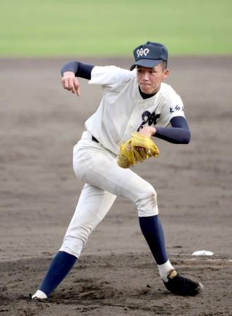　４回１失点に抑えた大分・佐野