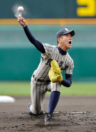 　奈良大付戦に先発した敦賀気比・平沼＝甲子園