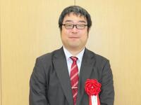 大会審判長の藤田一樹指導棋士