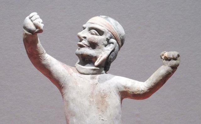 笑える変顔人形も 大阪で中国陶俑展/関西/芸能/デイリースポーツ online