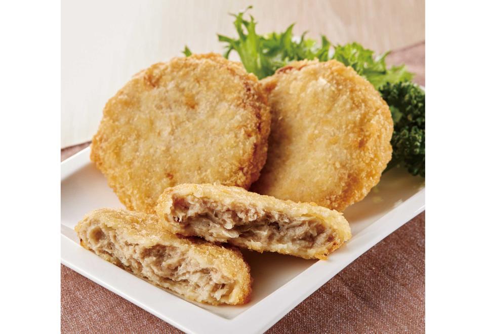 醤油で味付けされた近大マグロメンチカツが、近鉄百貨店に登場