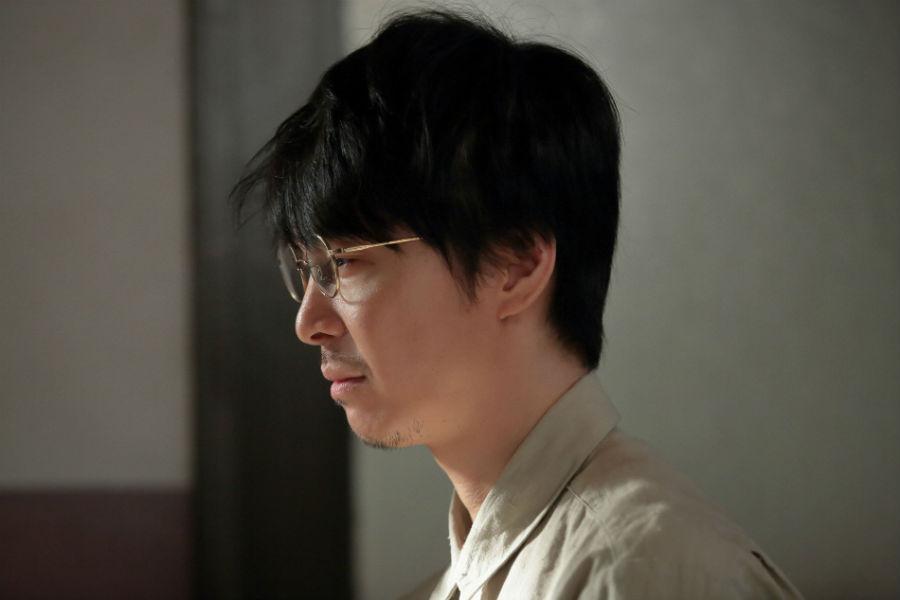 面会に来た妻・福子に、「訴えを取り下げるつもりはない」と語る萬平（長谷川博己）だったが･･･