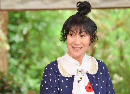 　演技派女優の室井滋がゲストとして登場する