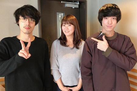 　左が広瀬臣吾、右が井上竜馬、中央はＤＪの慶元まさ美（５日・α-ＳＴＡＴＩＯＮスタジオ）