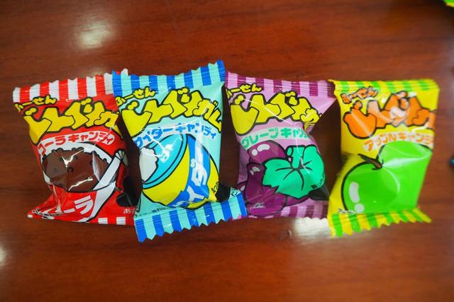 30年越しに再び注目されている懐かしの駄菓子「どんぐりガム」、大阪