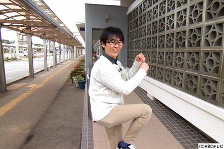 １人ロケに挑戦するスーパーマラドーナ・田中