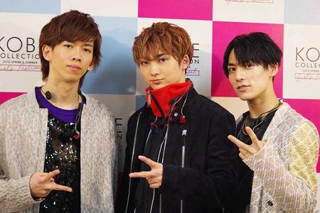 　記者会見に参加した超特急。写真左から、リョウガ、ユーキ、ユースケ