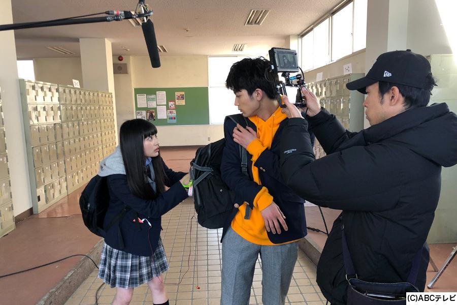 撮影用ｉＰｈｏｎｅにモニター用ｉＰｈｏｎｅを装着