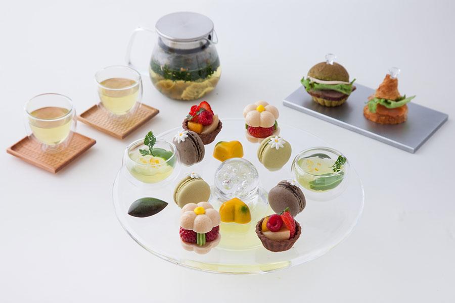 　ハーブティーやお茶と、さまざまなスイーツの組み合わせを楽しむ「アフタヌーンティーセット」（価格未定）