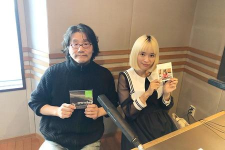　『ＫＹＯＴＯ ＡＩＲ ＬＯＵＮＧＥ』に出演した沢田穣治（左）と川本真琴（７日・α-ＳＴＡＴＩＯＮスタジオ）