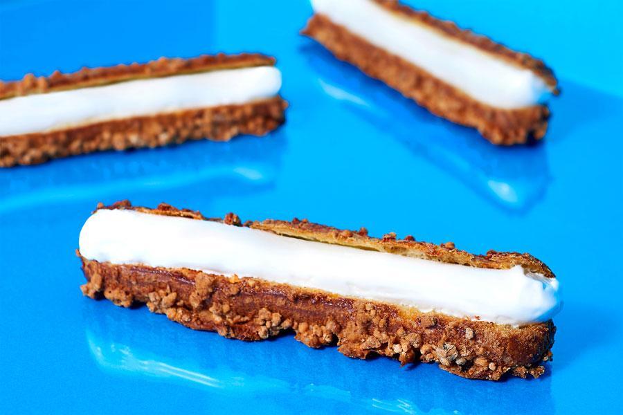 　「ＨＩＹＡＺＡＫＵ（ヒヤザク）」（３８０円）